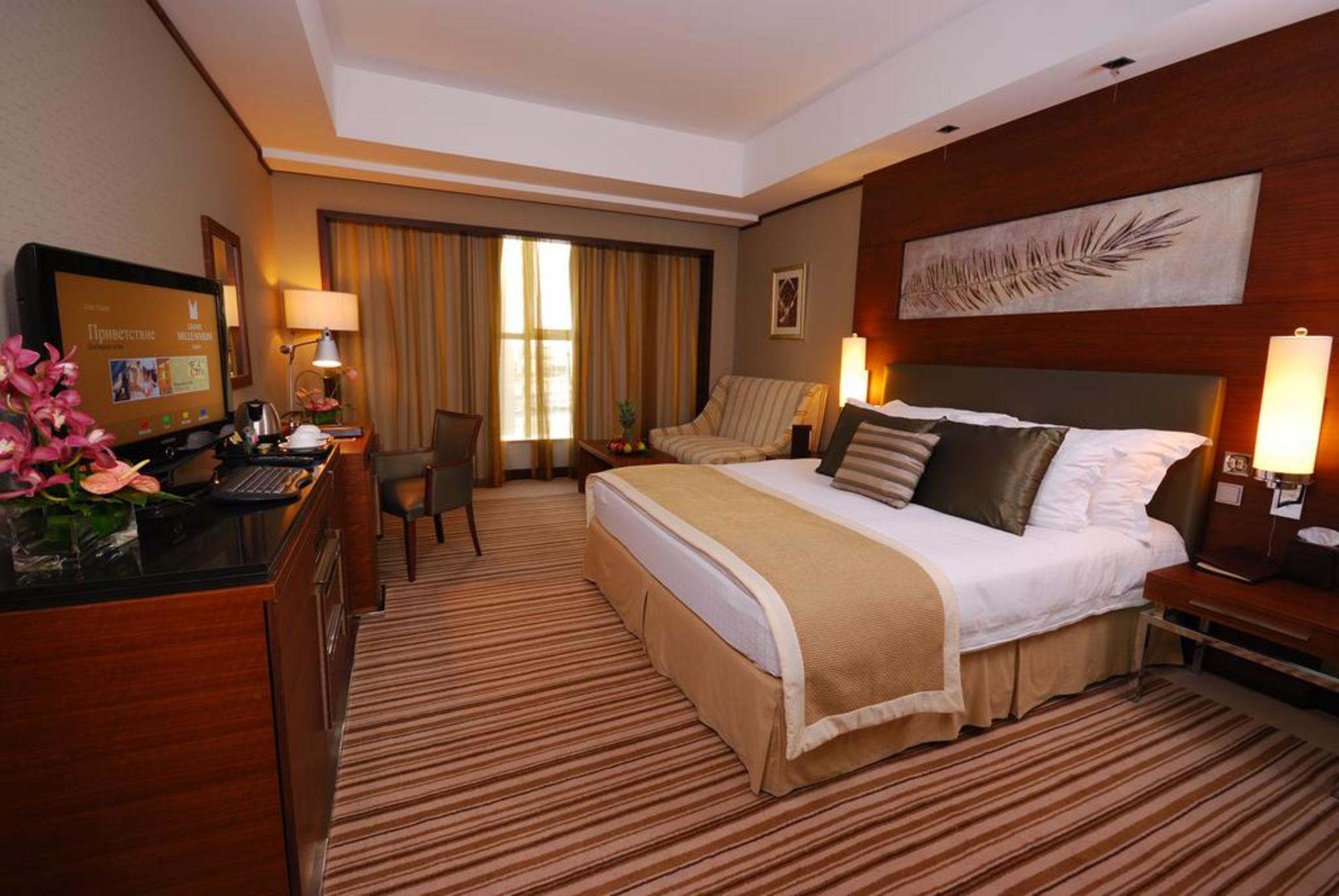 Hotel Grand Millennium Dubai Zimmer foto