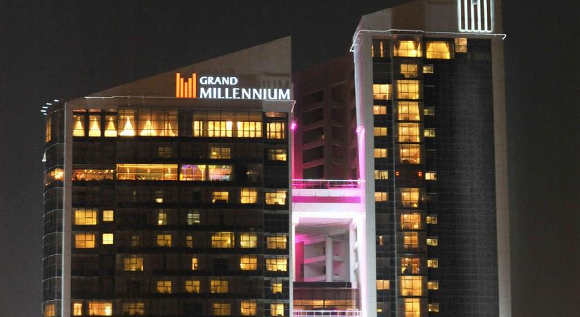 Hotel Grand Millennium Dubai Exterior foto